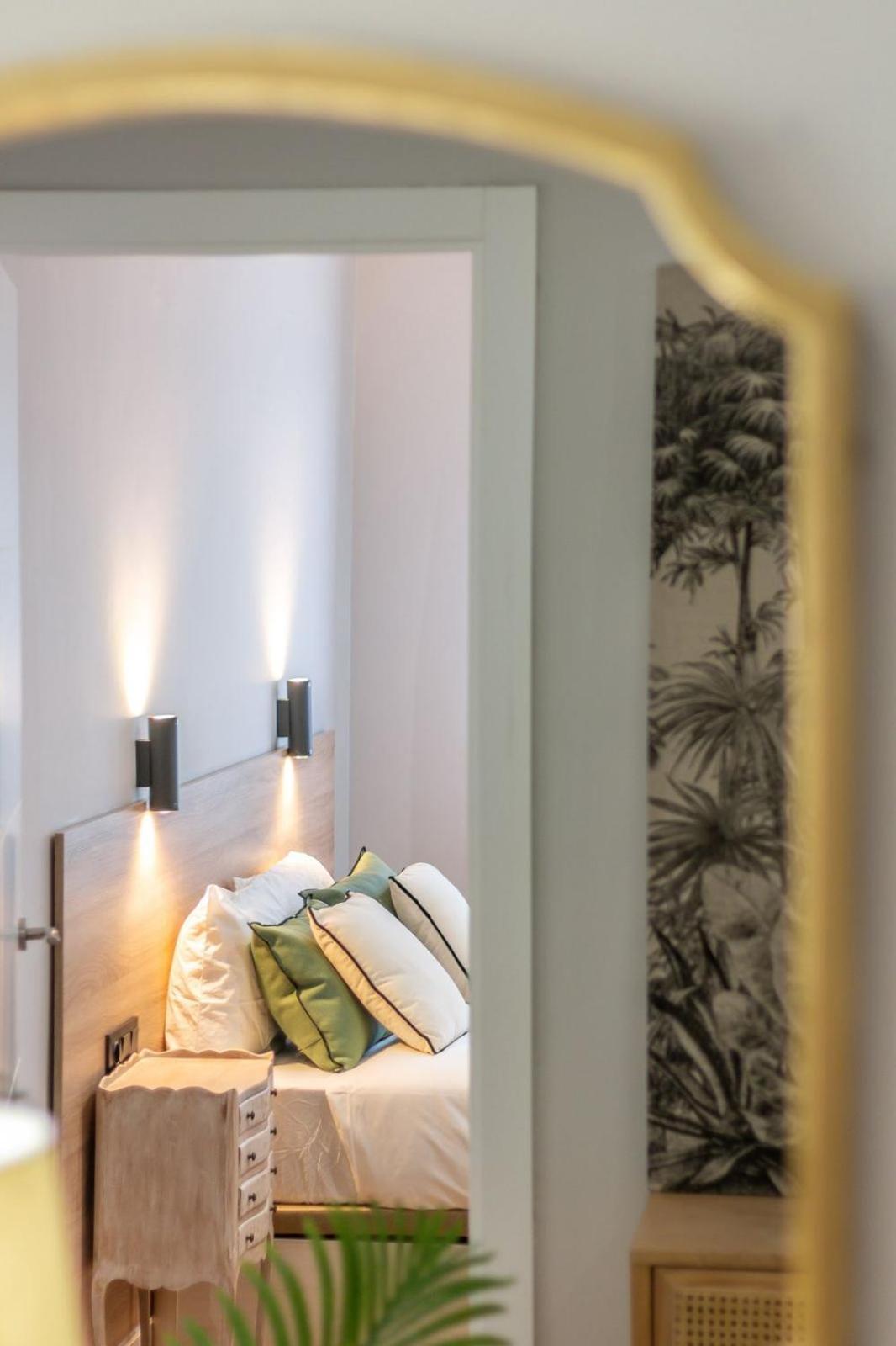 Cervantes Luxury Apartment Málaga Eksteriør billede